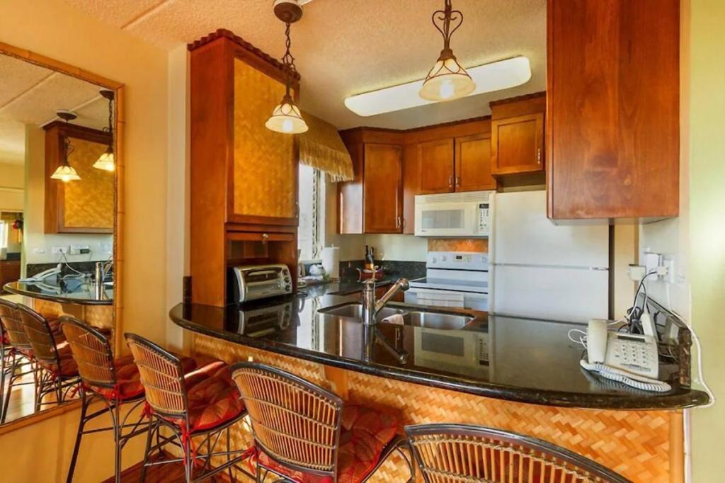Heart Of Waikiki,1Bdrm,Free Parking, Wifi,No Resort Fees,Youtube,Netflix ! Honolulu Zewnętrze zdjęcie