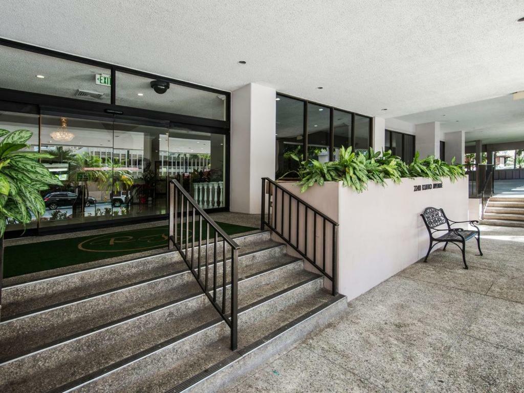 Heart Of Waikiki,1Bdrm,Free Parking, Wifi,No Resort Fees,Youtube,Netflix ! Honolulu Zewnętrze zdjęcie